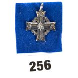 A SILVER CANADIAN 1914-19 MEMORIAL CROSS with central royal cypher, engraved to reverse Major N.
