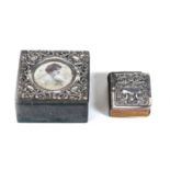 AN EDWARDIAN EMBOSSED SILVER TOPPED PLUSH TRINKET BOX with central photographic portrait,