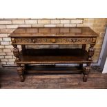 A GOOD QUALITY 20TH CENTURY REPRODUCTION OAK BUFFET,