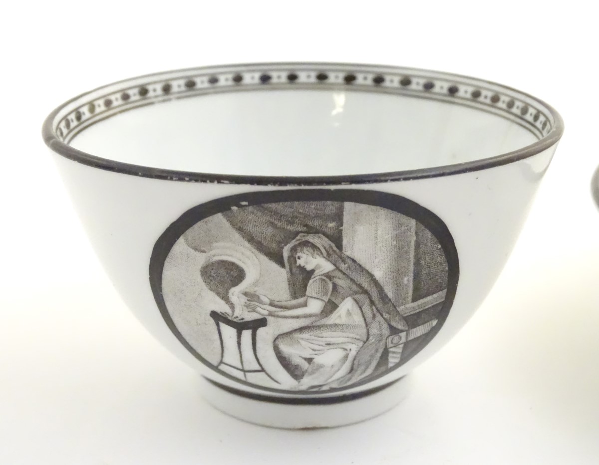 A 19thC tea bowl and saucer, - Image 4 of 8