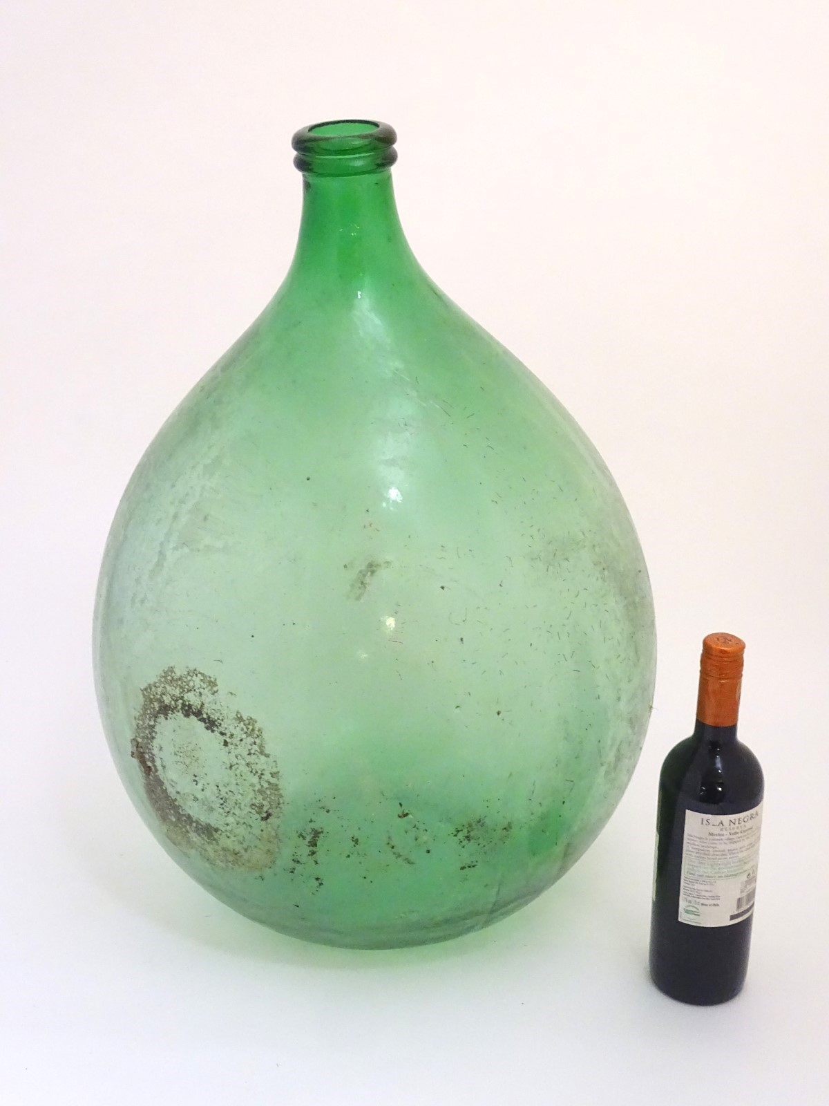 Large Italian Demi-John Bottle: a large Carboy / Demi-John green glass wine bottle, 24 1/2” high. - Image 6 of 6