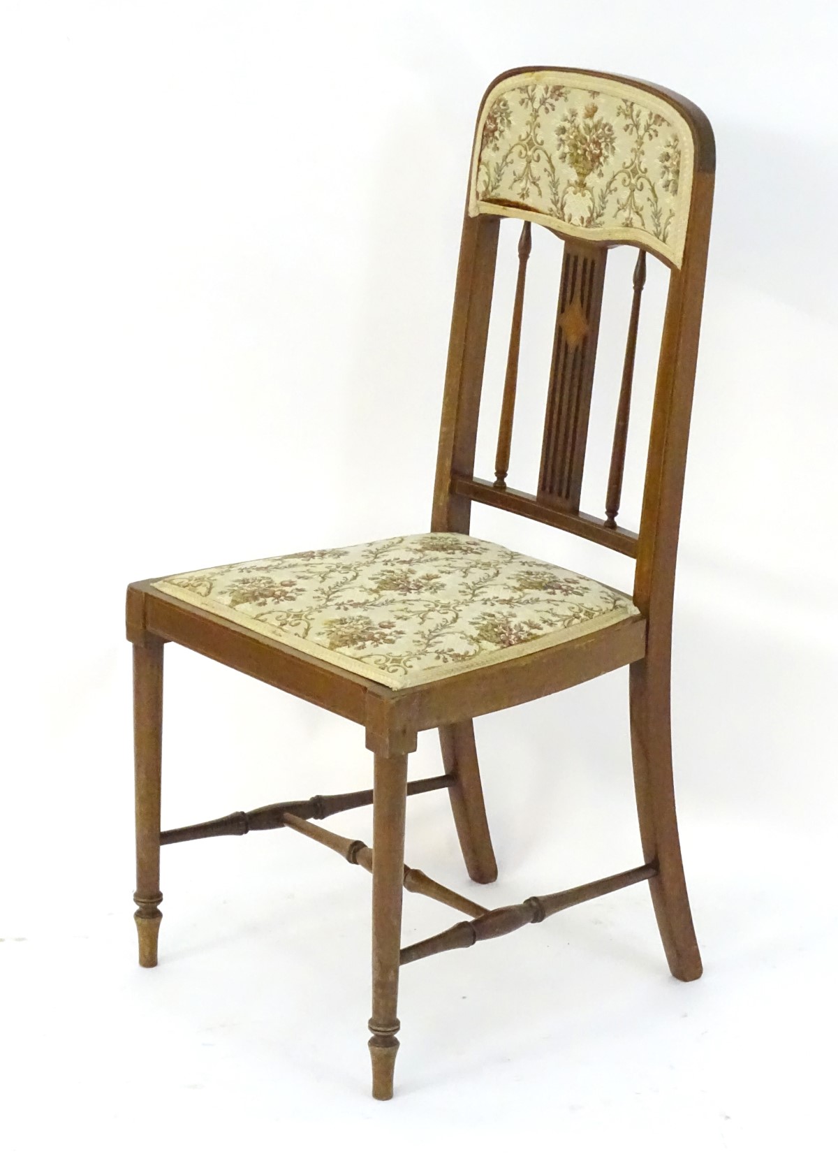 An early 20thC mahogany bedroom chair with a slatted backrest and inlaid decoration, - Image 4 of 9