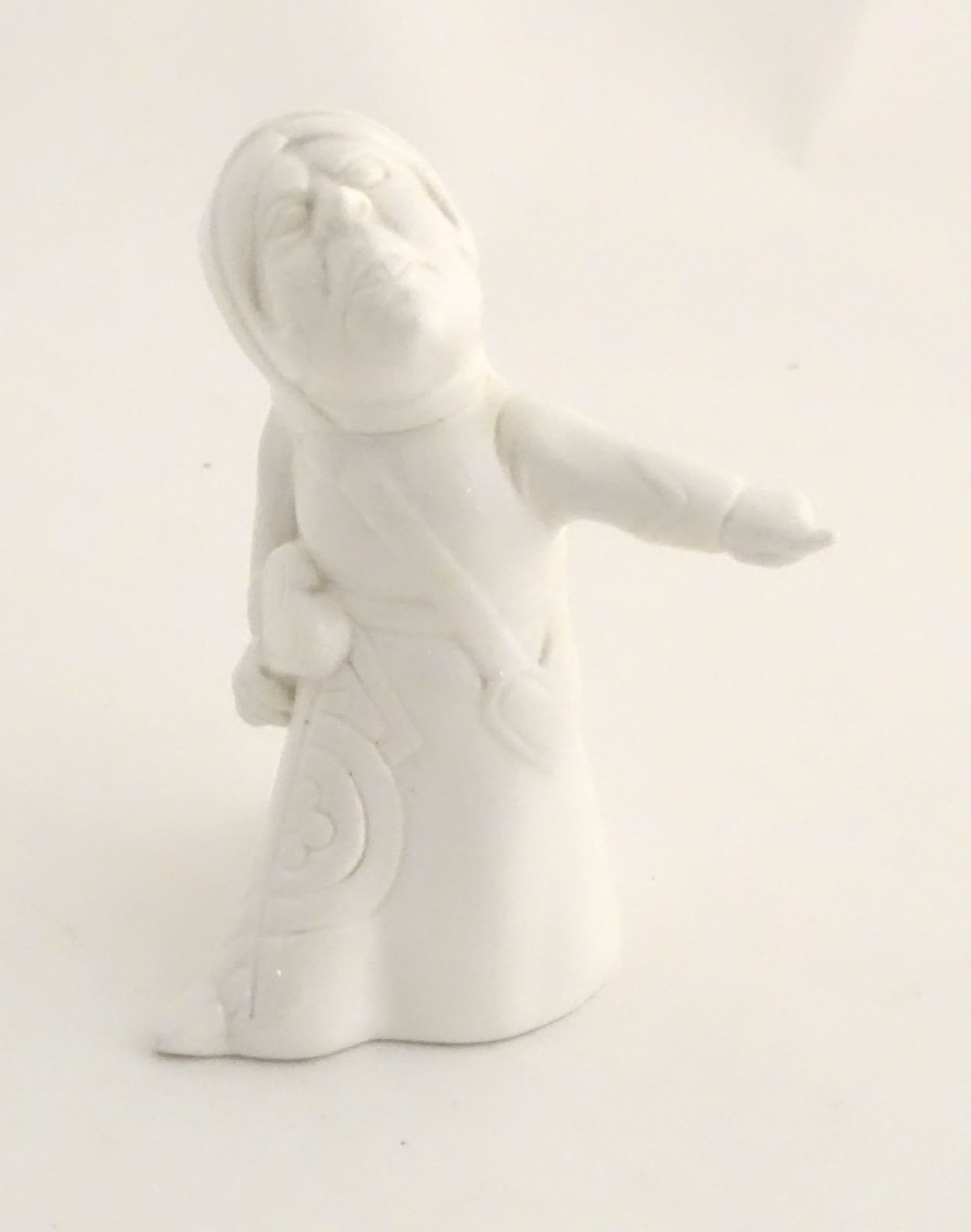 A ceramic figure of the Queen of Hearts from Lewis Carroll's Alice in Wonderland. Approx. - Image 5 of 10