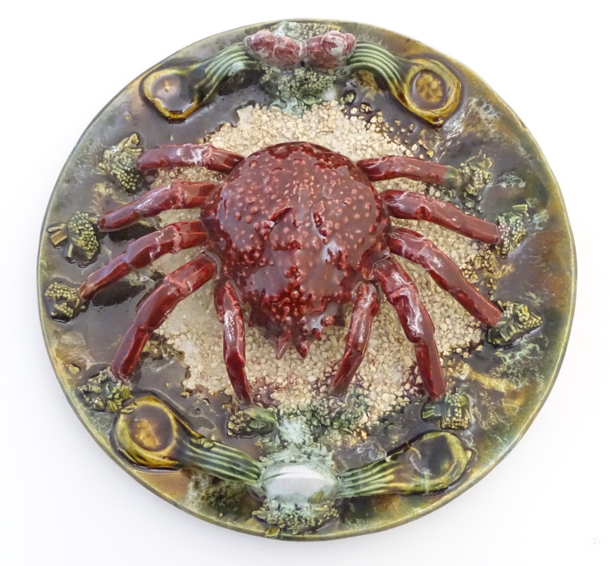 A 20th Portuguese Palissy style majolica dish / plate with an applied model of a crab on a bed of - Image 4 of 5