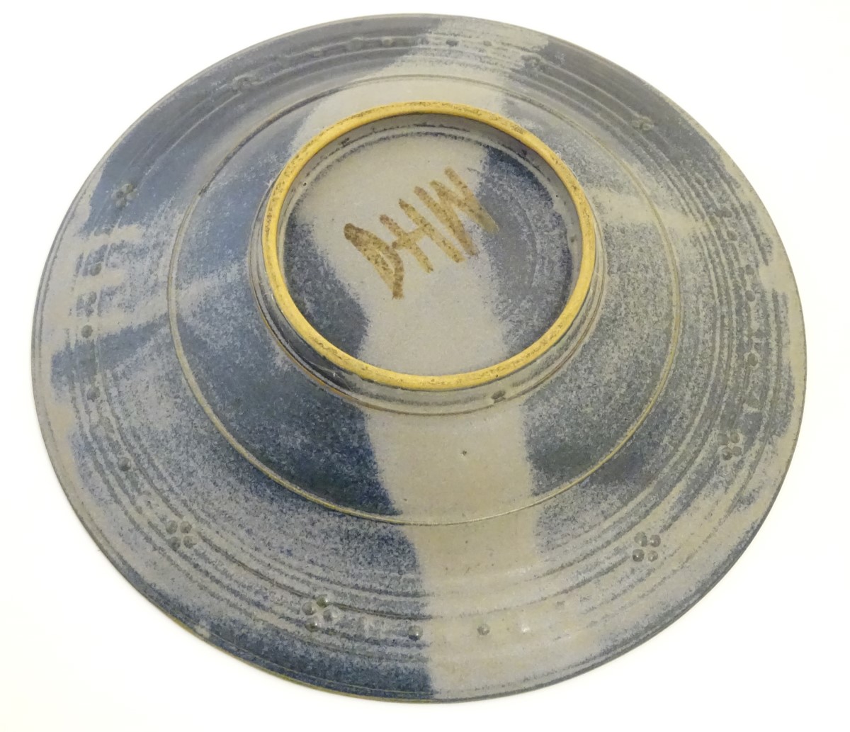 A studio pottery dish with a blue ground, - Image 8 of 9