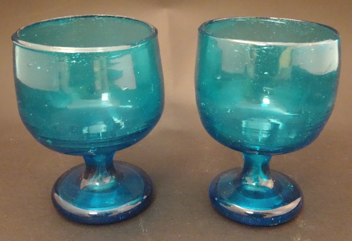 Two 19thC turquoise soda glass pedestal drinking glasses. Approx. 5" high. - Image 3 of 4