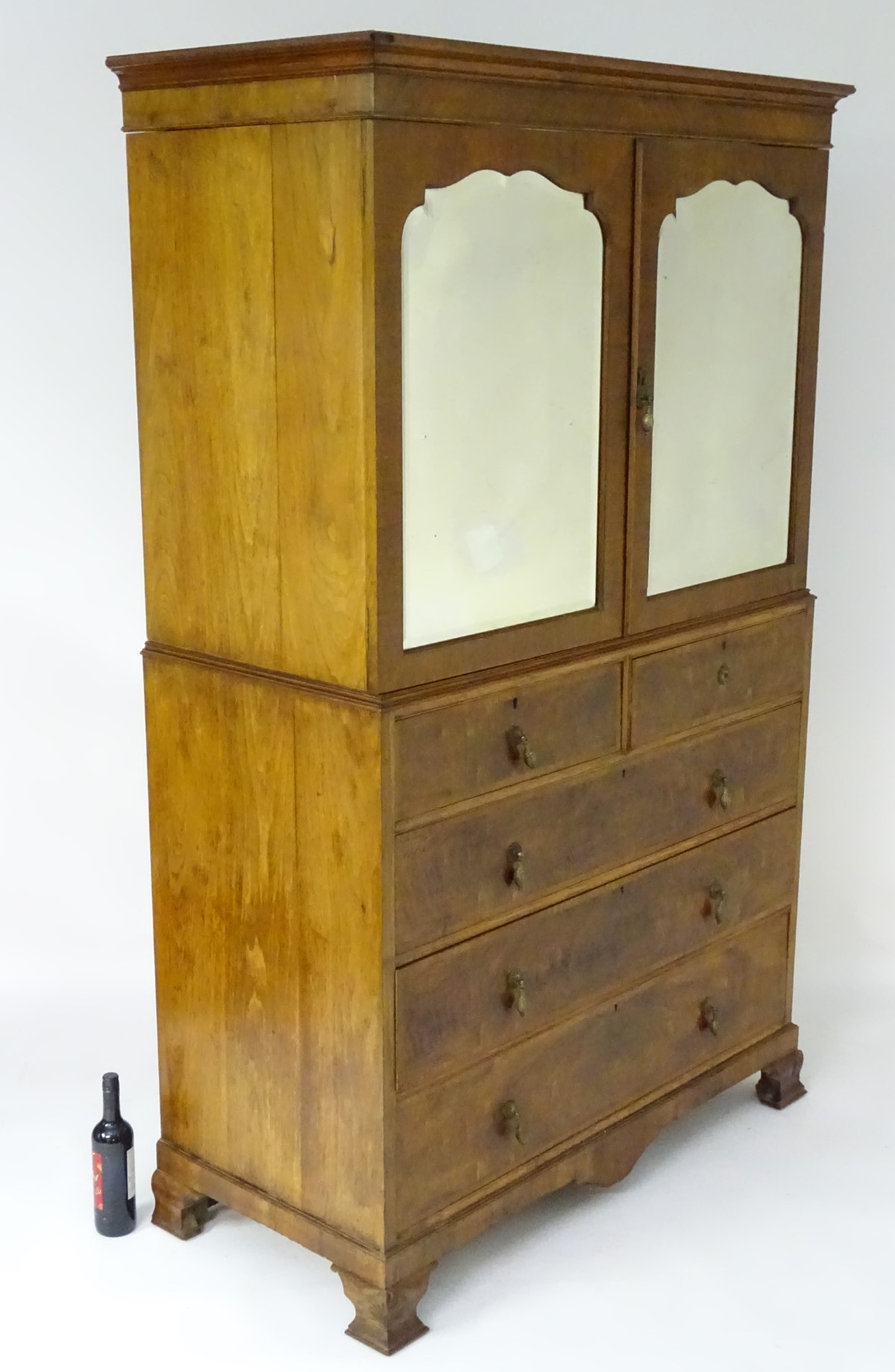An early 20thC Maple & Co linen press with a moulded cornice above two shaped bevelled edged - Image 3 of 7