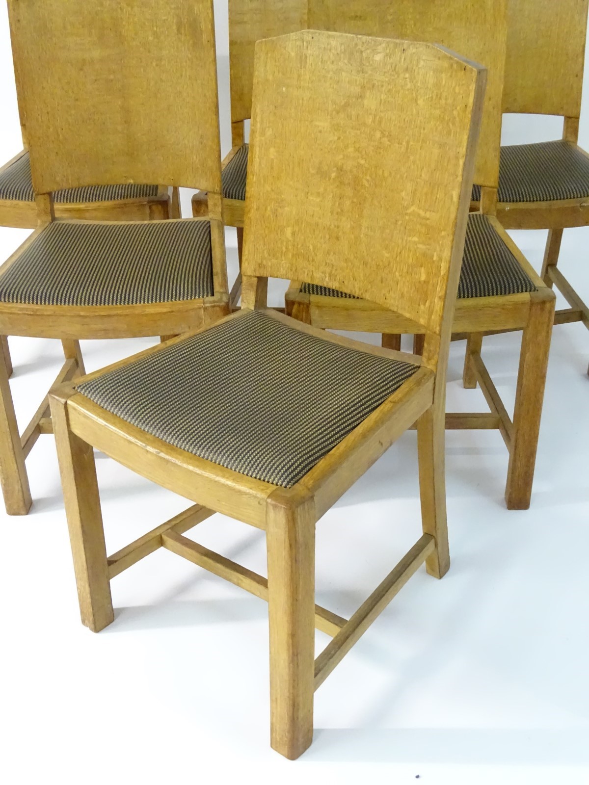 An Art Deco dining table and six matching chairs, of oak construction with light finish. - Image 3 of 9