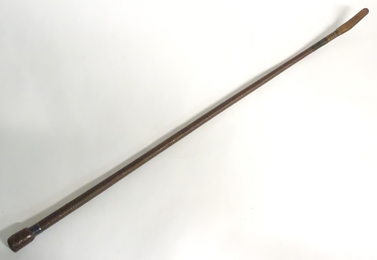 Hunting: A woven leather riding crop by Swaine Adeney Briggs, Sabson Centre, London, - Image 4 of 11