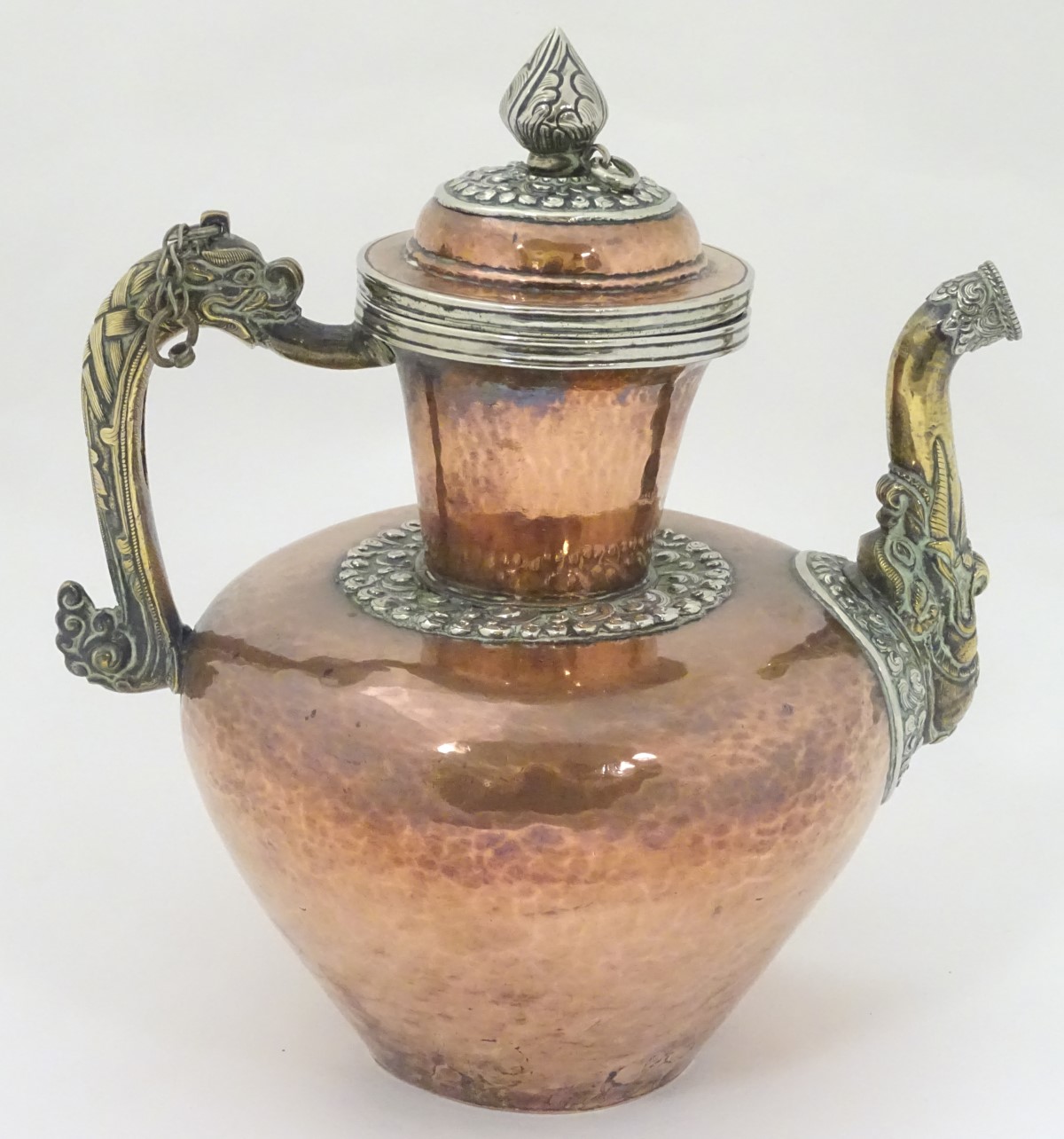 Decorative Metalware: A 19thC / 20thC lidded copper kettle with ornate silver plate mounts, - Image 4 of 6