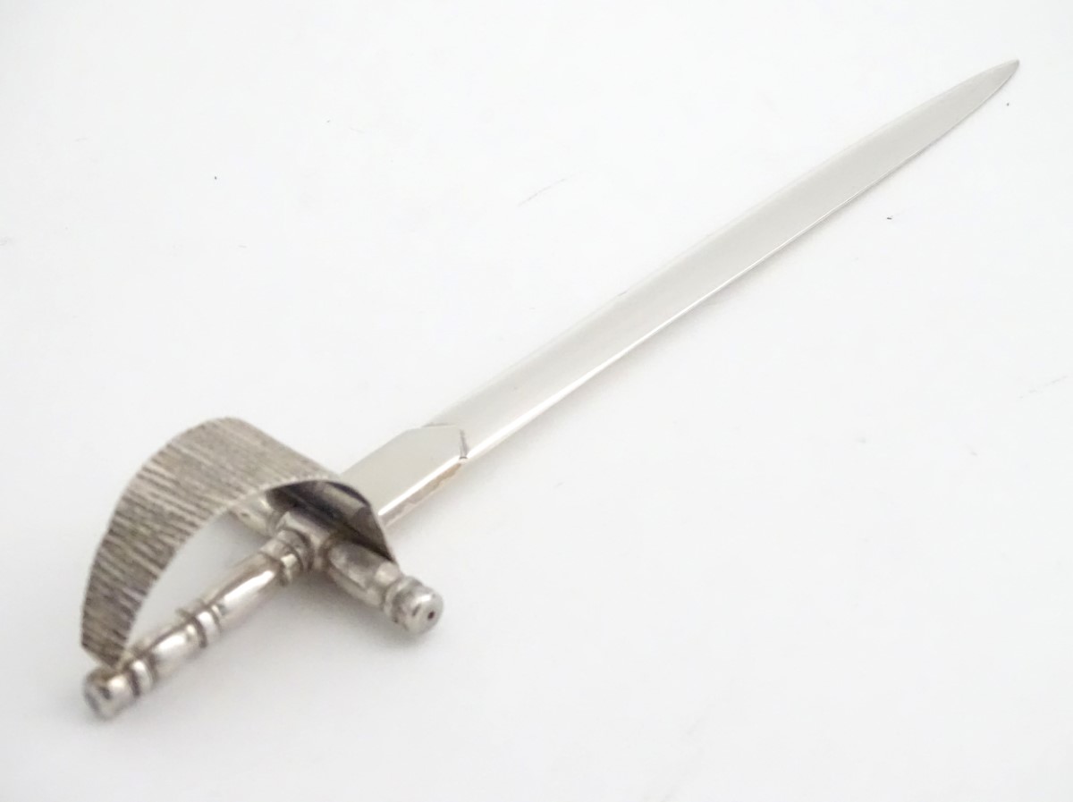 A silver novelty silver paper knife in the form of a basket hilt rapier sword. Hallmarked - Image 4 of 8