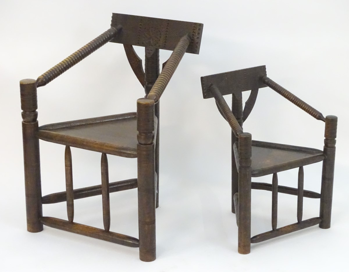 Two 19thC oak turners chairs with carved top rails, incised brackets and bobbin turned arms, the - Bild 10 aus 12