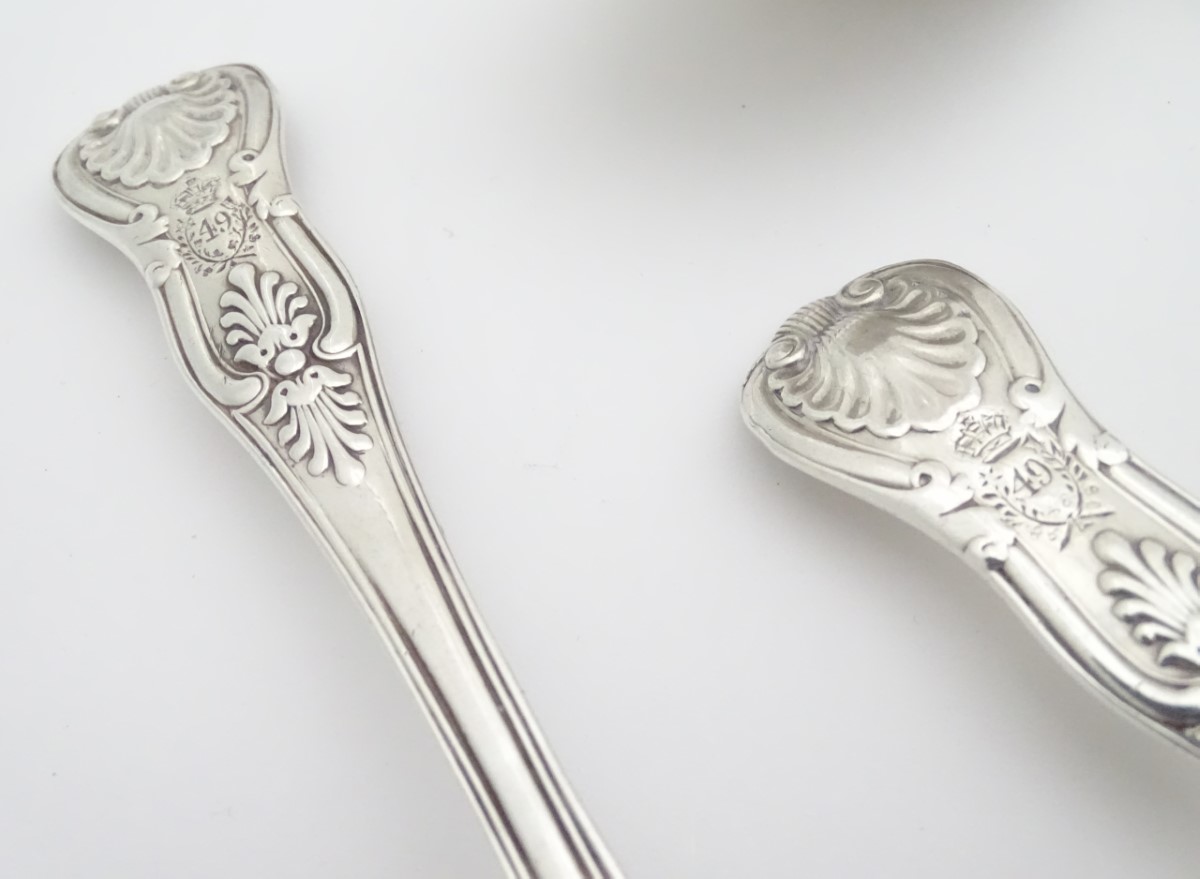 A set of 11 Geo IV silver kings pattern table spoons . Hallmarked London 1828 maker William - Image 5 of 15