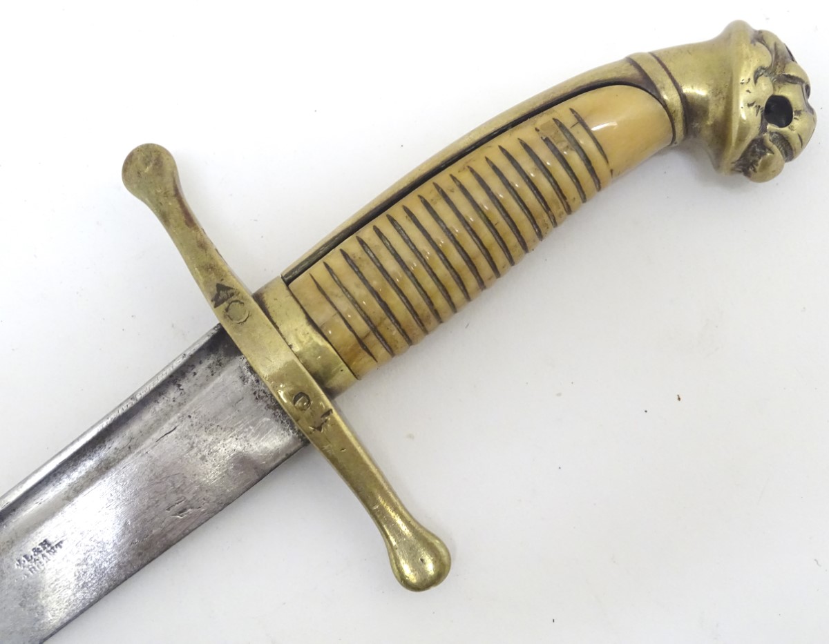 Militaria: a French 19thC Midshipman's dirk, the brass hilt stamped '44 34', bone grip, - Image 7 of 11