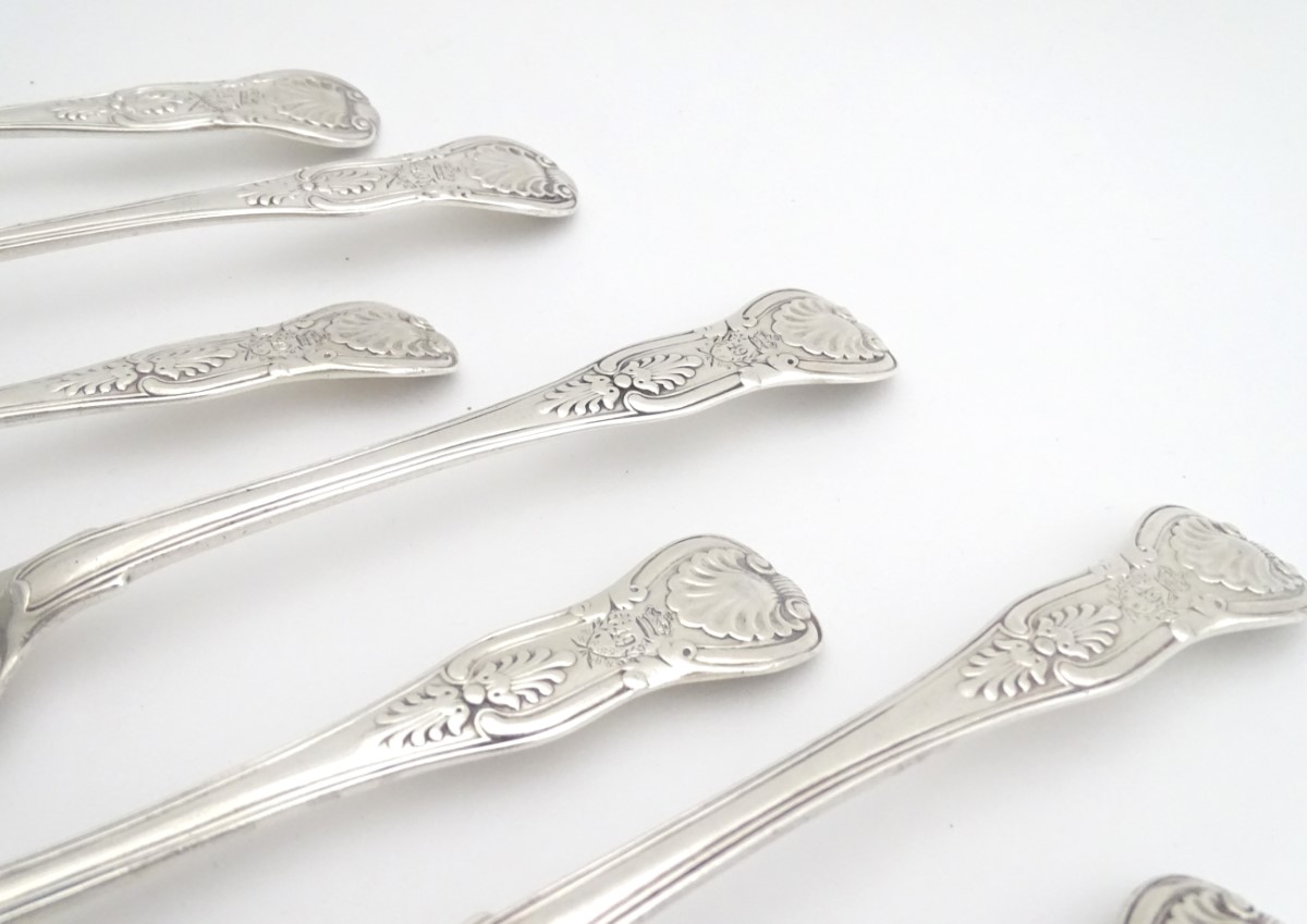 A set of 11 Geo IV silver kings pattern table spoons . Hallmarked London 1828 maker William - Image 11 of 15
