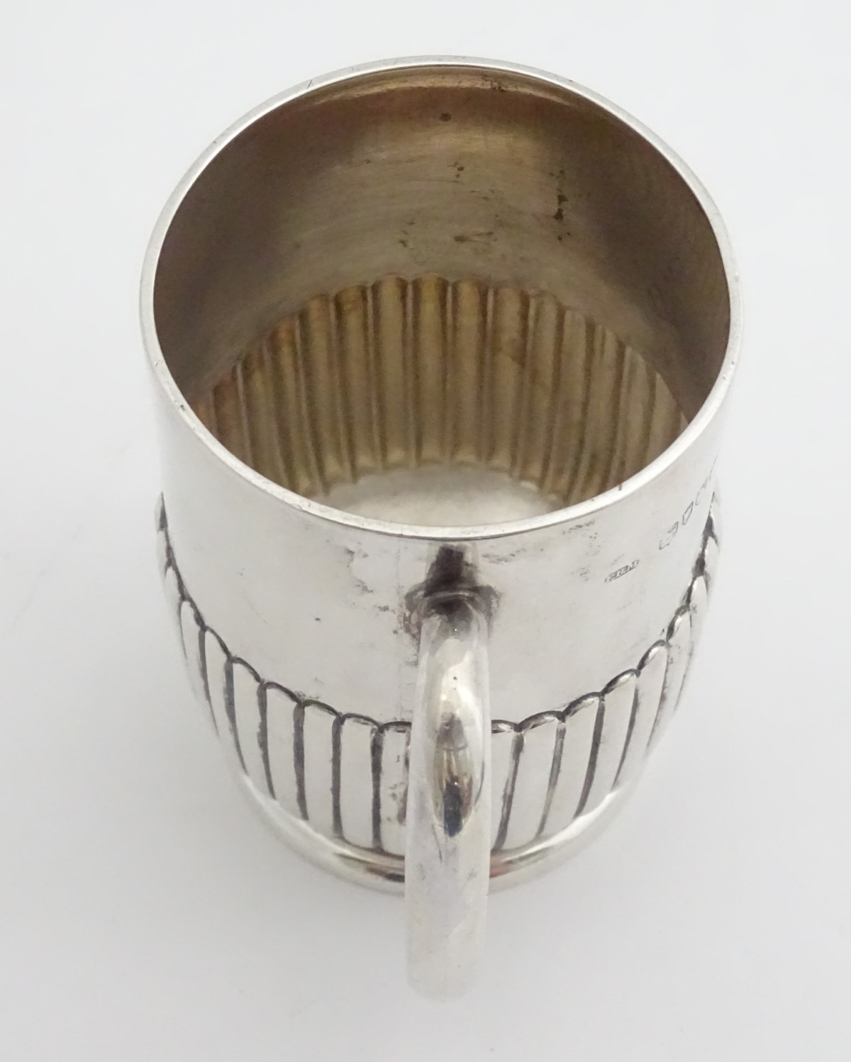 A silver Christening mug with loop handle. hallmarked London 1888 maker Army & Navy Cooperative - Image 3 of 6