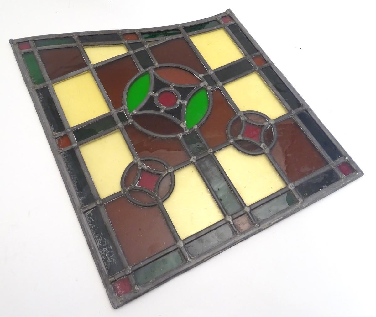 A pair of early 20thC lead and stained glass window / door panels, of irregular quadrilateral - Bild 2 aus 9