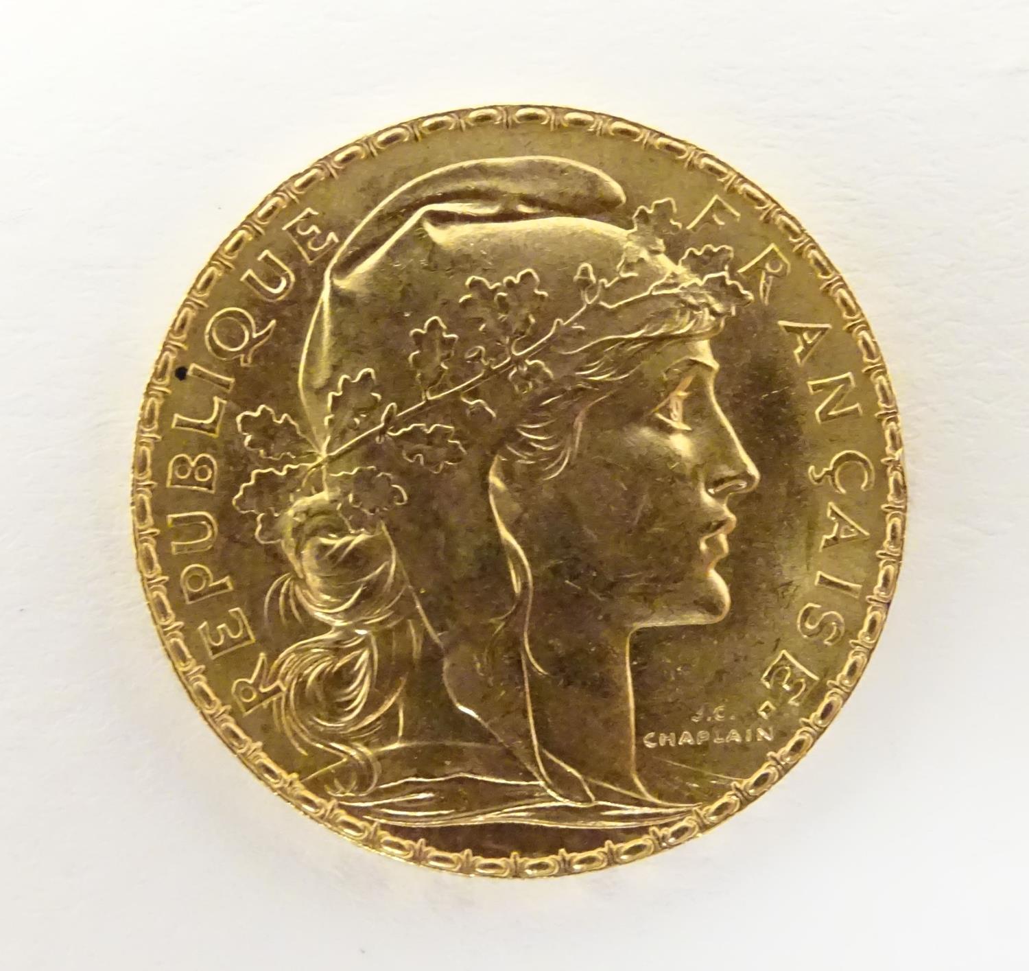 A French Republic 20 franc gold coin, 1911, approx. 6.45g Please Note - we do not make reference - Image 10 of 10