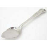 A Victorian silver Kings pattern pate spreader, hallmarked London 1876, maker Francis Higgins II.