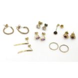 Assorted jewellery including 9ct gold items. Please Note - we do not make reference to the condition