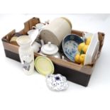 A quantity of assorted ceramics to include Colclough tea wares, Carlton ware, Hornsea pottery etc