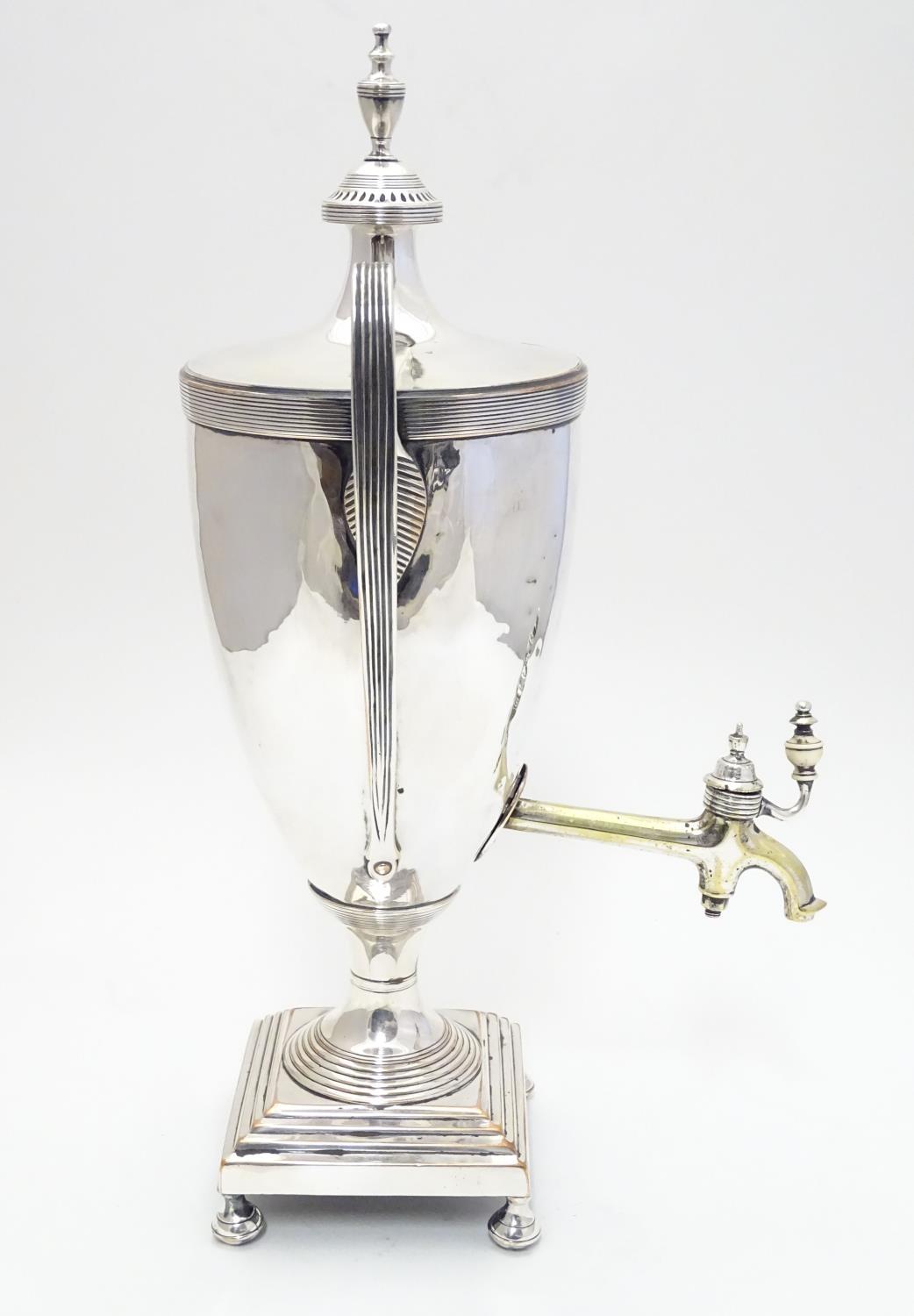 An Old Sheffield Plate urn / samovar with twin handles. Approx. 16" high Please Note - we do not - Image 4 of 11