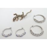 Assorted jewellery including silver earrings, vintage lizard brooch etc Please Note - we do not make