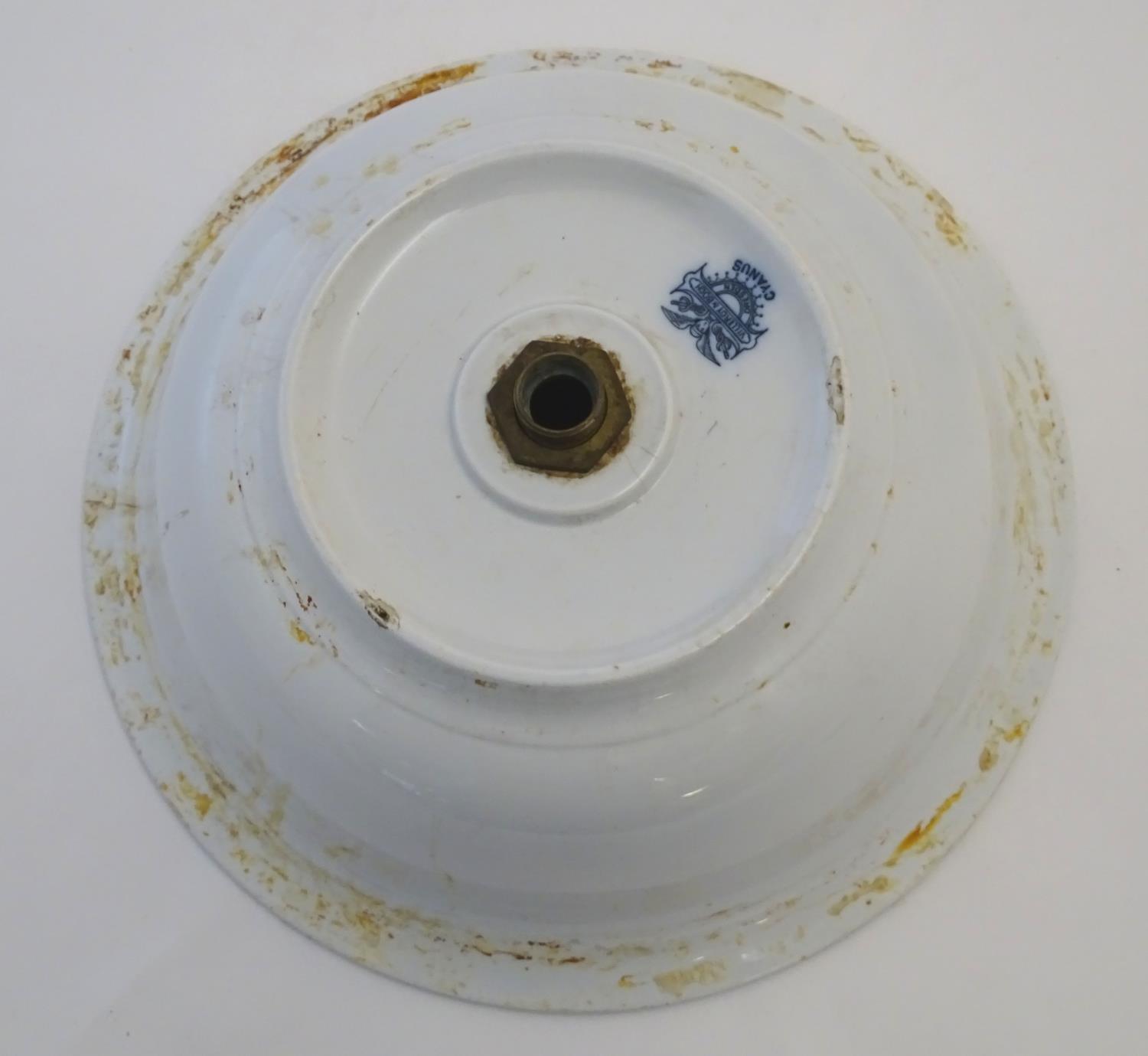 A Victorian Villeroy and Boch blue and white circular sink in the pattern Cyanus with floral and - Image 8 of 8