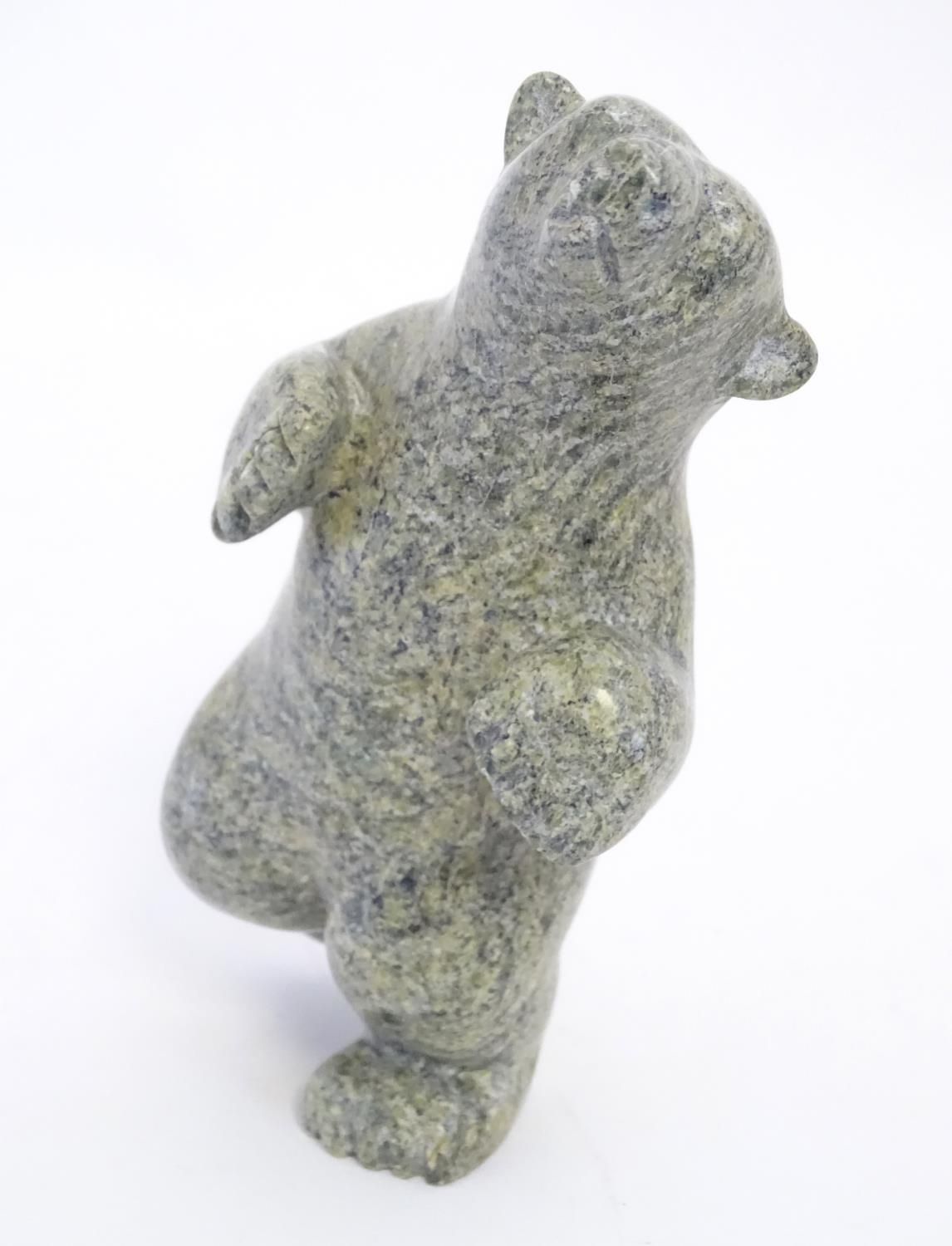 A 20thC Inuit serpentine carving depicting a dancing bear by Markosie Papigatok (b. 1976) (Cape - Image 6 of 6