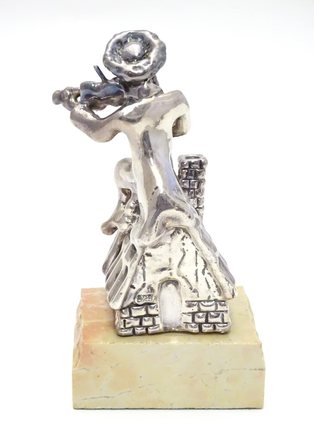 A 925 silver model of a fiddler on a roof mounted on a marble base. Base bears a plaque entitled ? - Image 5 of 6