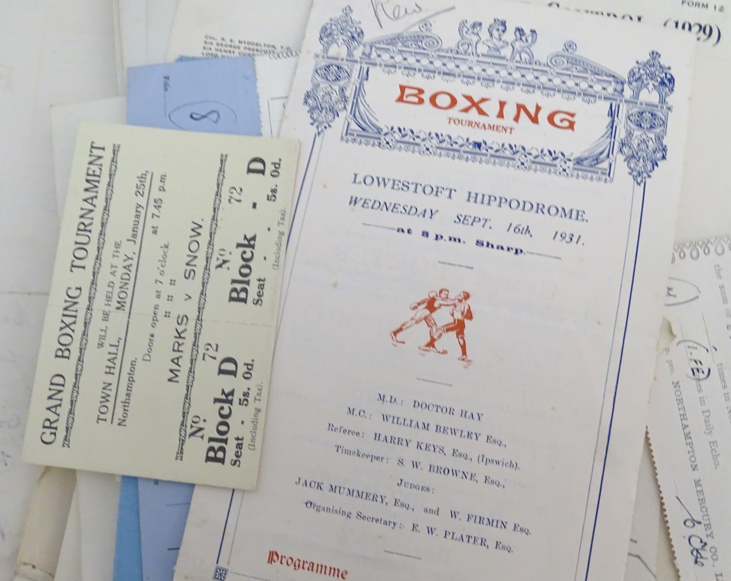 Boxing : A large quantity of early 20thC ephemera relating to boxing. To include an original - Image 12 of 13