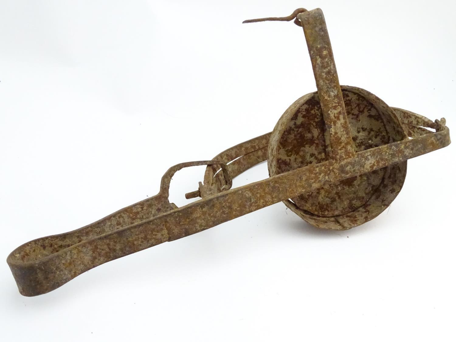 Antique trap: a 19thC large foothold pole trap, with elevated treadle, 15 1/2" long Please Note - we - Image 2 of 4