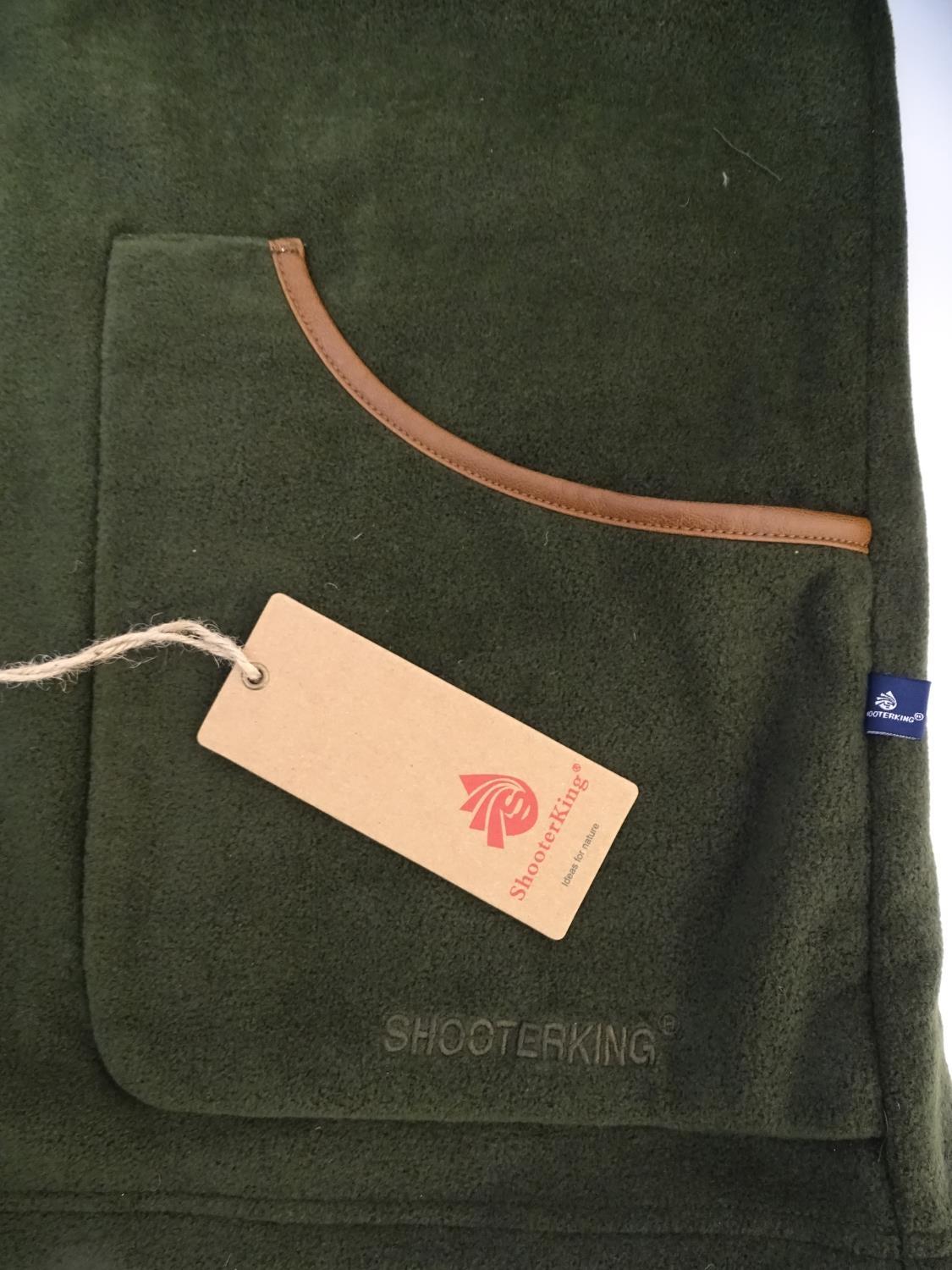 A Shooter King green fleece, size L, with tags. Please Note - we do not make reference to the - Image 2 of 8