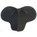 A green quilted horse saddle pad / Numnah, pony size Please Note - we do not make reference to the