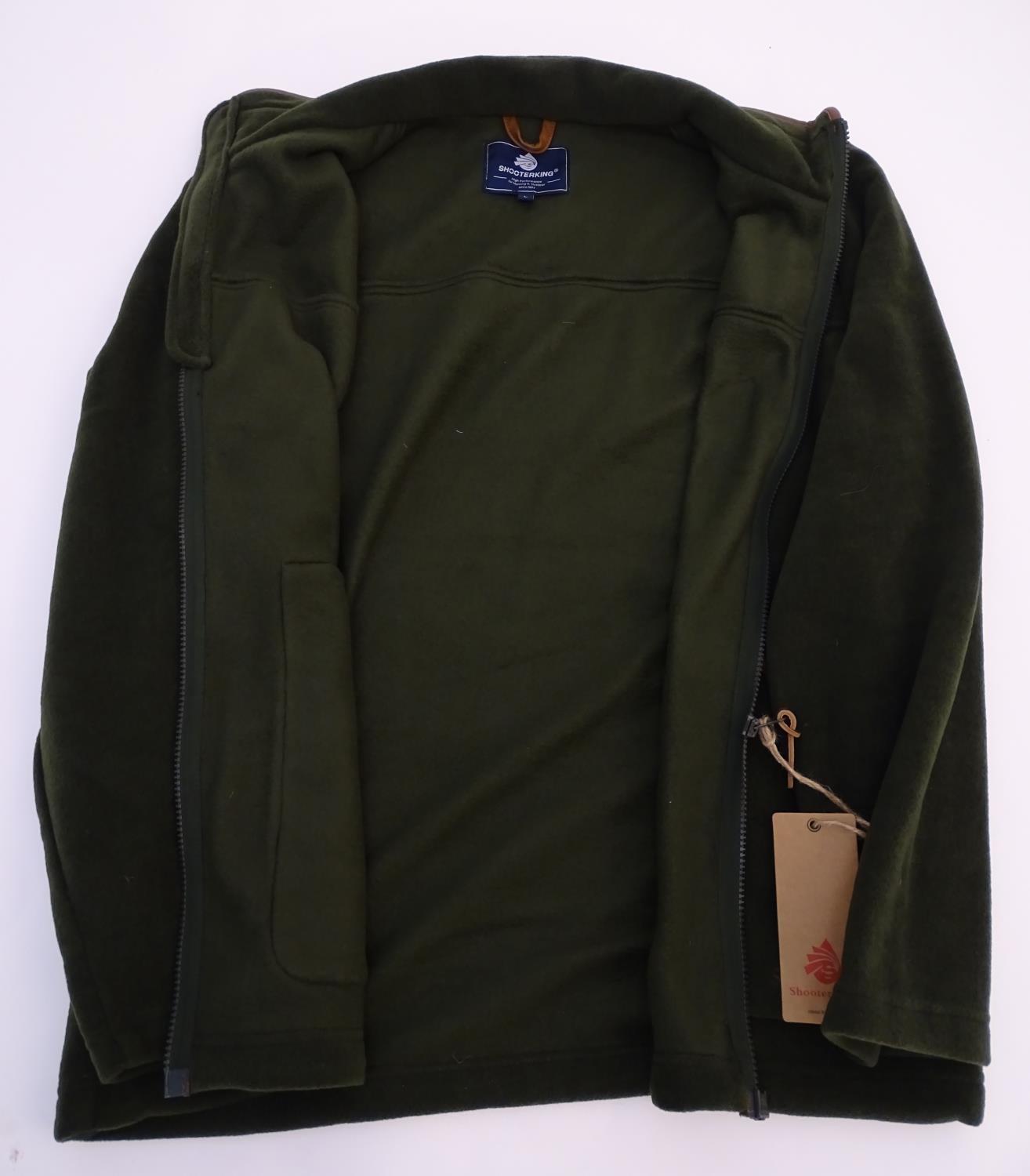 A Shooter King green fleece, size L, with tags. Please Note - we do not make reference to the - Image 8 of 8