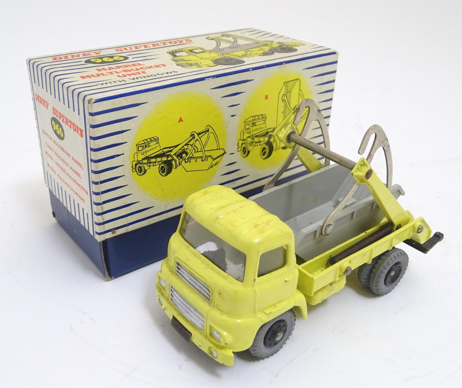 Toy: A Dinky Supertoys die cast scale model Marrel Multi Bucket Unit with windows, model no. 966.