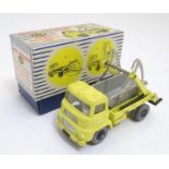 Toy: A Dinky Supertoys die cast scale model Marrel Multi Bucket Unit with windows, model no. 966.