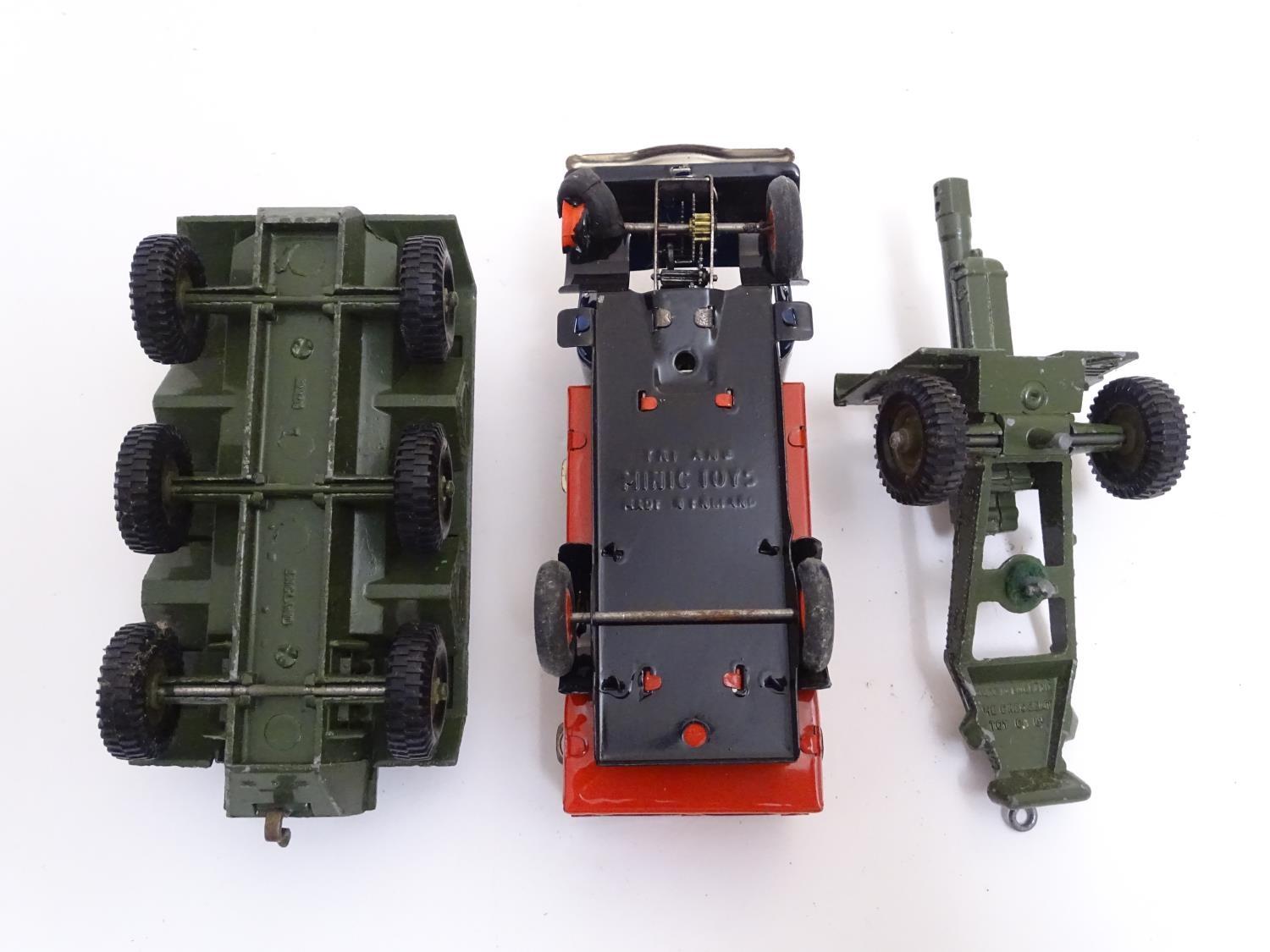 Toys: Three die cast scale models to include a Crescent Toys Saladin Armoured Car, model no. 1263, a - Image 2 of 9