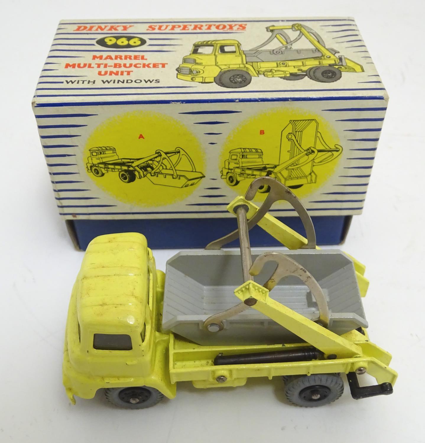 Toy: A Dinky Supertoys die cast scale model Marrel Multi Bucket Unit with windows, model no. 966. - Image 3 of 6