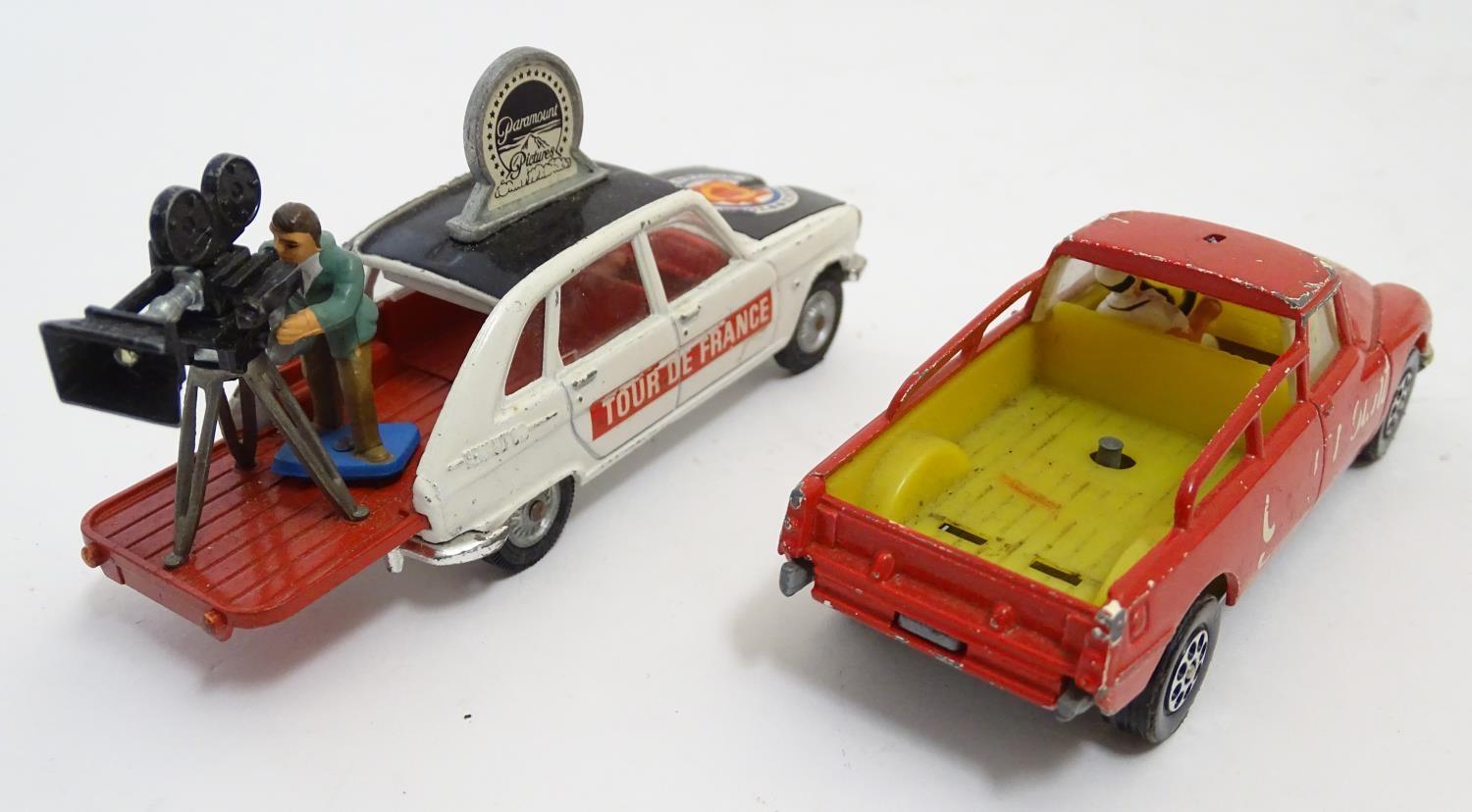 Toys: Two Corgi Toys die cast scale model vehicles comprising Renault 16 Tour de France Paramount - Image 10 of 12