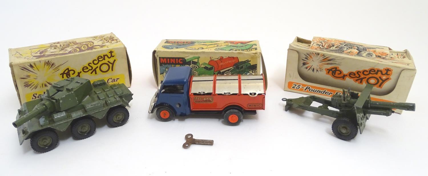 Toys: Three die cast scale models to include a Crescent Toys Saladin Armoured Car, model no. 1263, a - Image 3 of 9