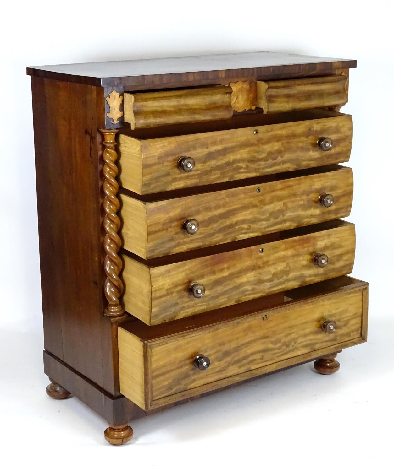 A mid 19thC mahogany north country chest of drawers comprising two short cushion drawers over four - Bild 6 aus 14