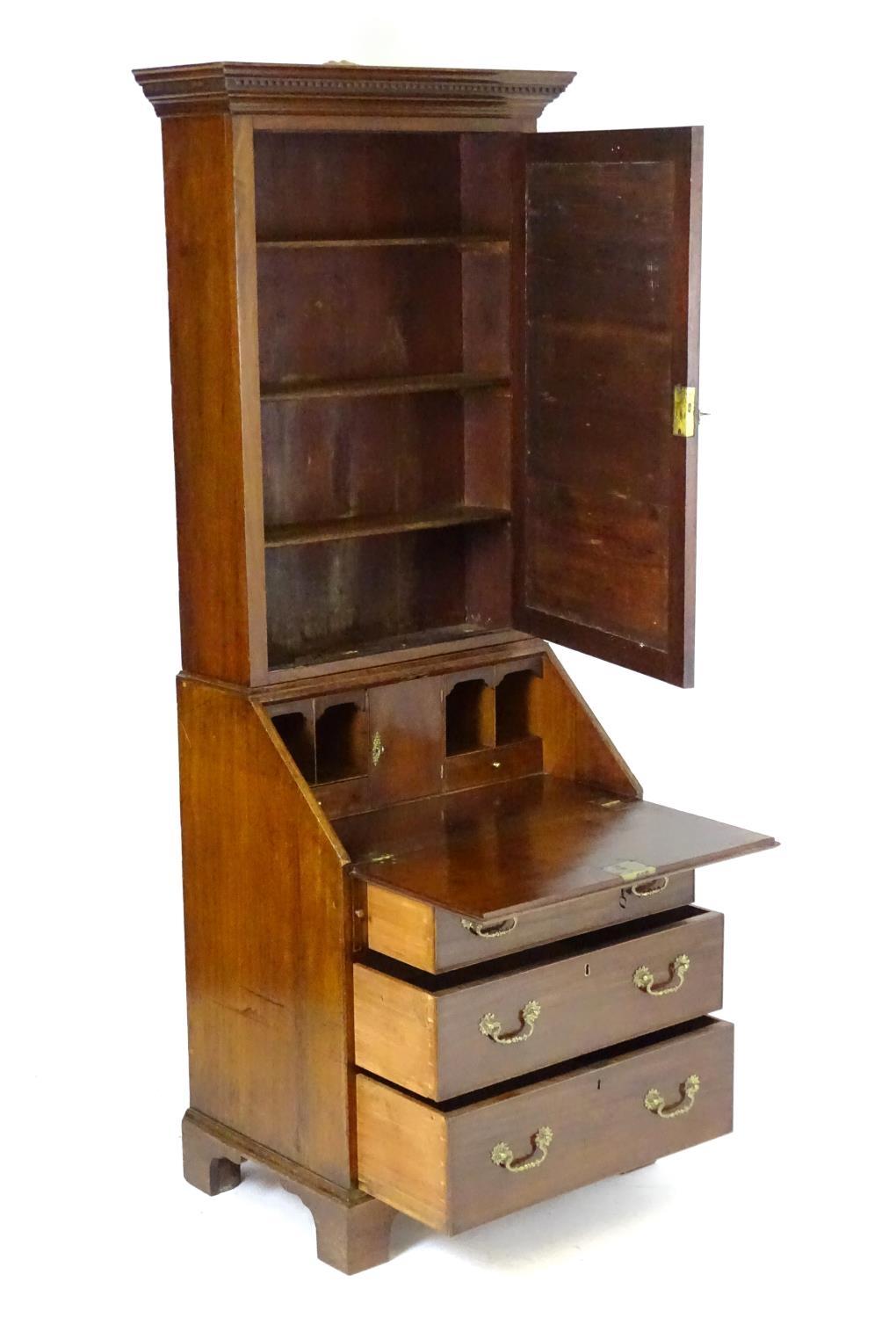 A Regency mahogany bureau bookcase with a moulded cornice above a dentil frieze and shaped - Bild 10 aus 14