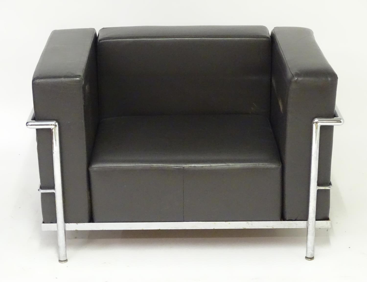A pair of Le Corbusier LC3 chairs with leather backrests, seats, arms and chromed frames. 39" wide x - Bild 7 aus 10