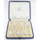 A cased set of 6 silver teaspoons hallmarked Sheffield 1928 maker Mappin & Webb Ltd. Please Note -