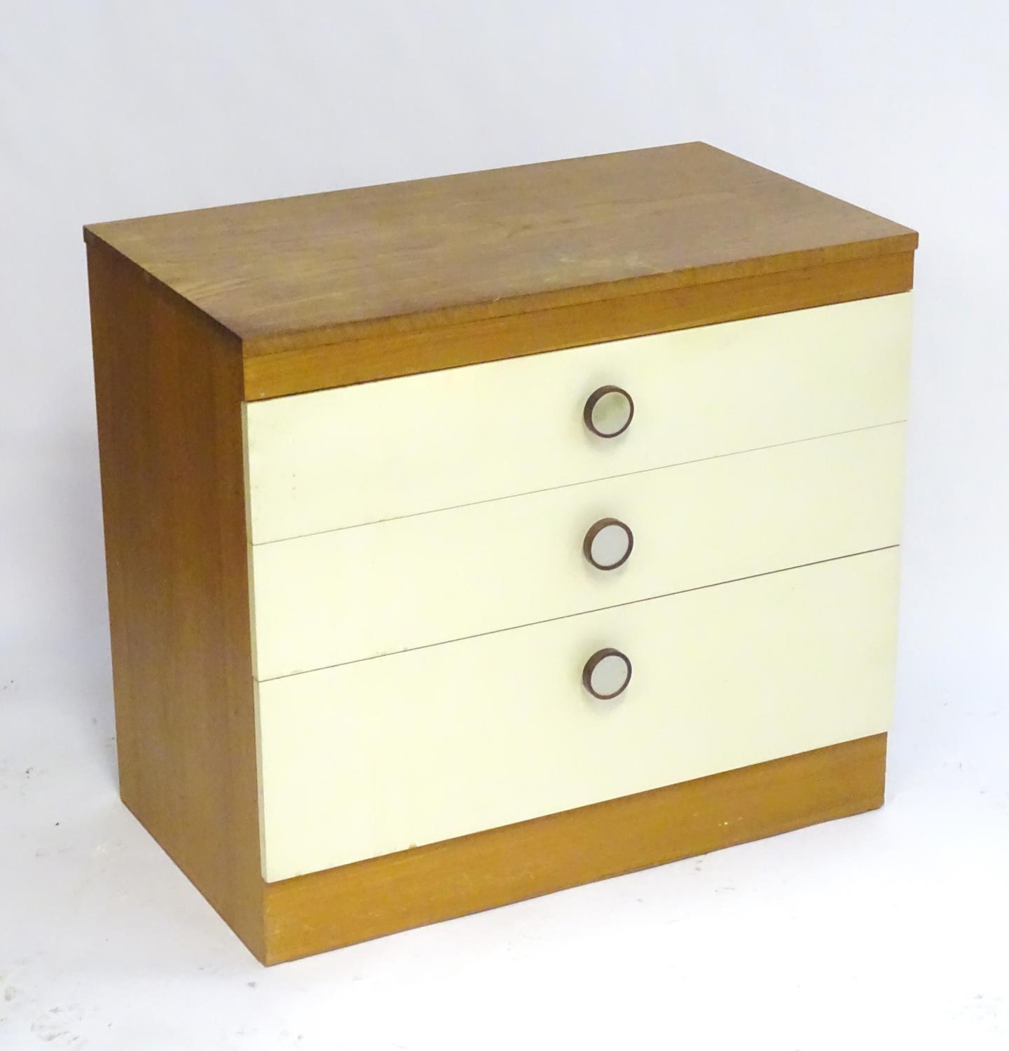 Vintage Retro, Mid Century: a 1970s teak and formica dressing table with triptych mirror and four - Bild 8 aus 12