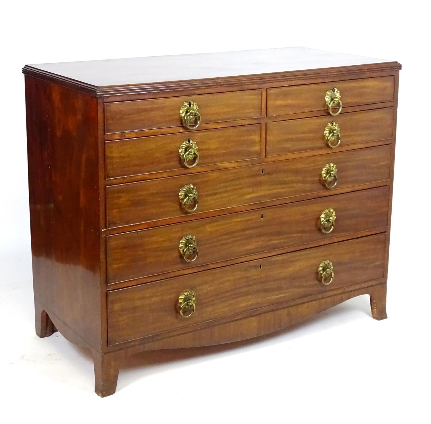 A mid 19thC mahogany chest of drawers with a rectangular reeded top above an unusual set of four - Bild 6 aus 10