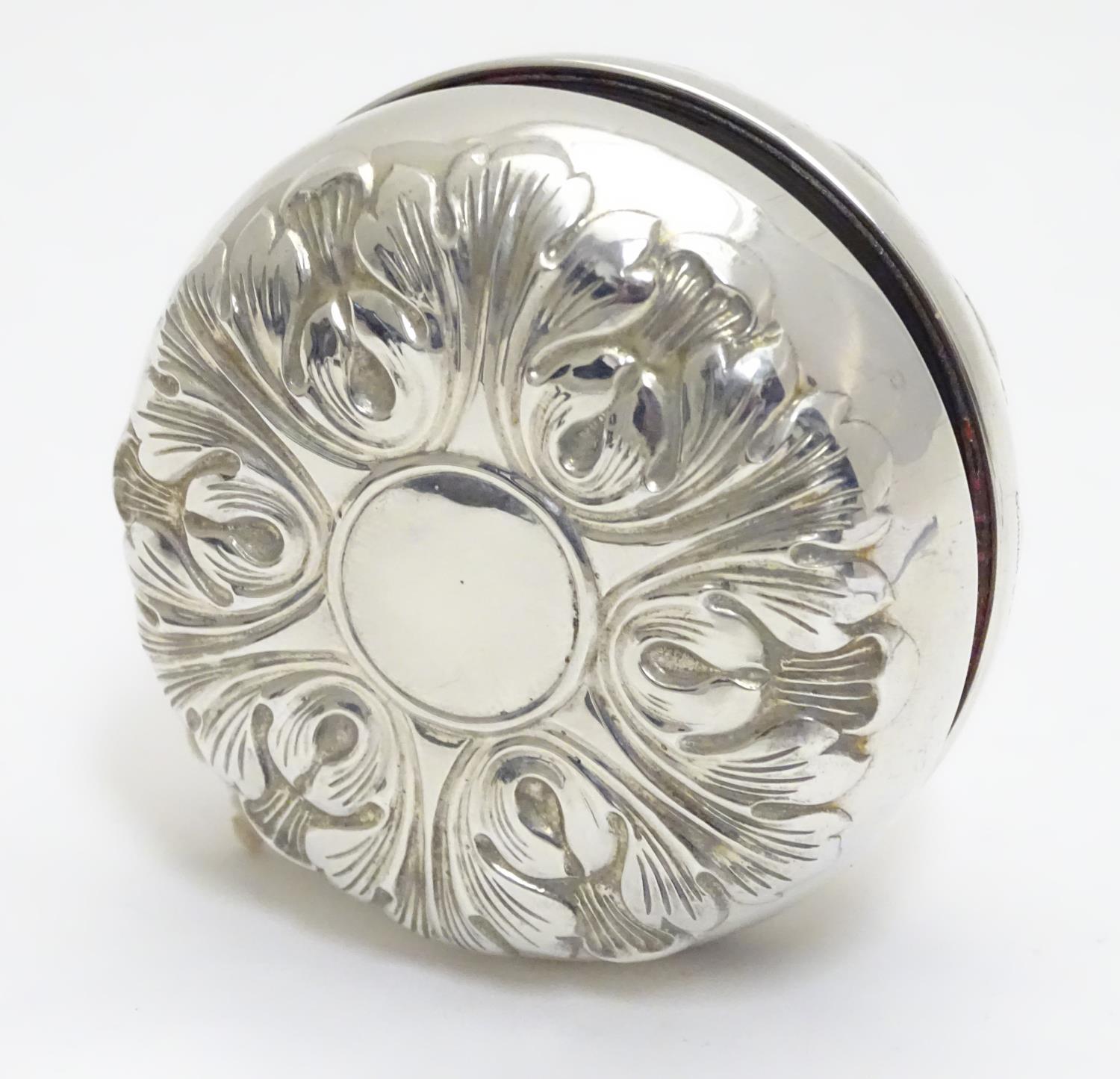 An American Yo-Yo marked Gorham Sterling cover. 2 1/2" diameter Please Note - we do not make - Image 4 of 5