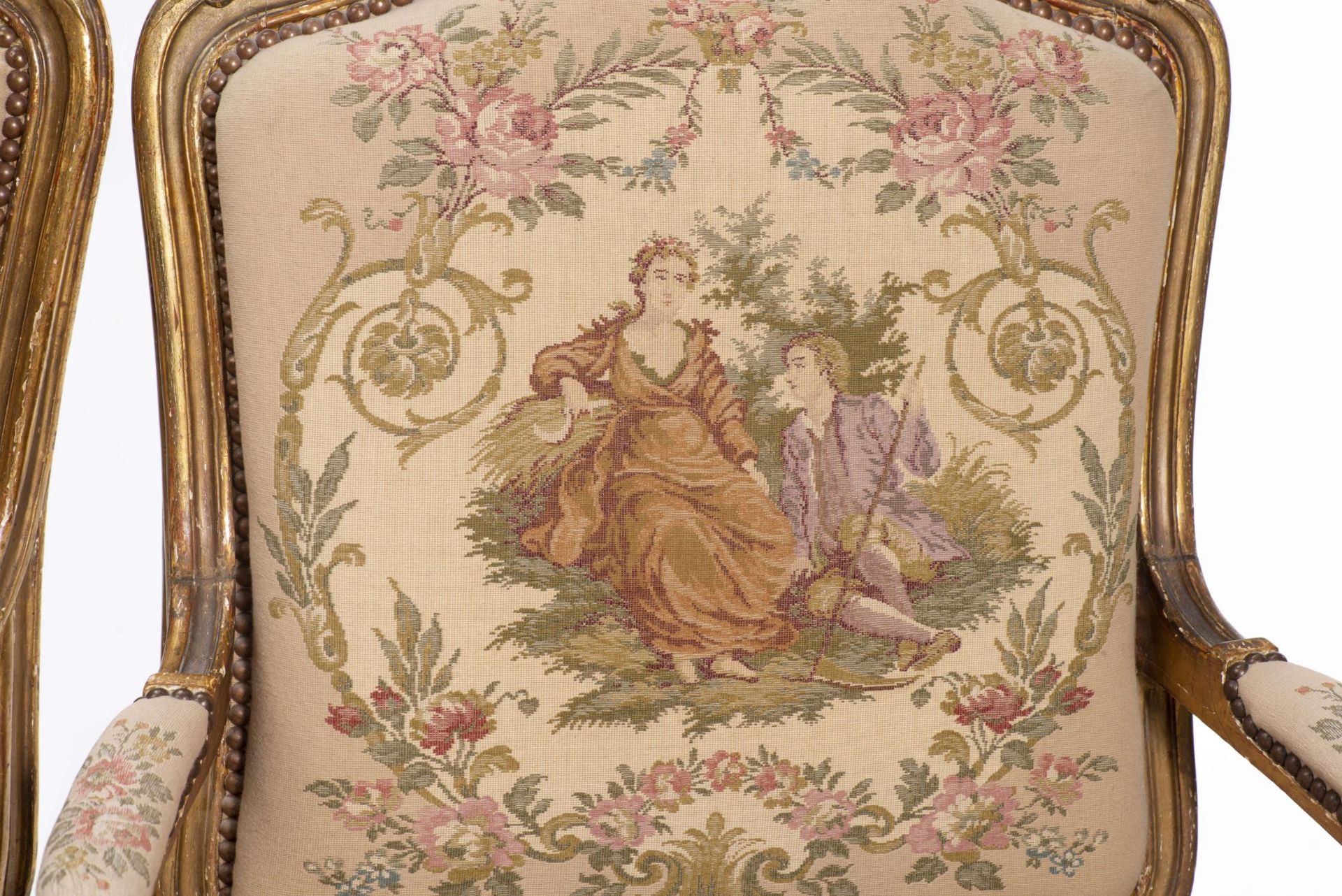 Salon de style Louis XV composé de quatre fauteuils et un canapé, à bâti en bois [...] - Bild 13 aus 15