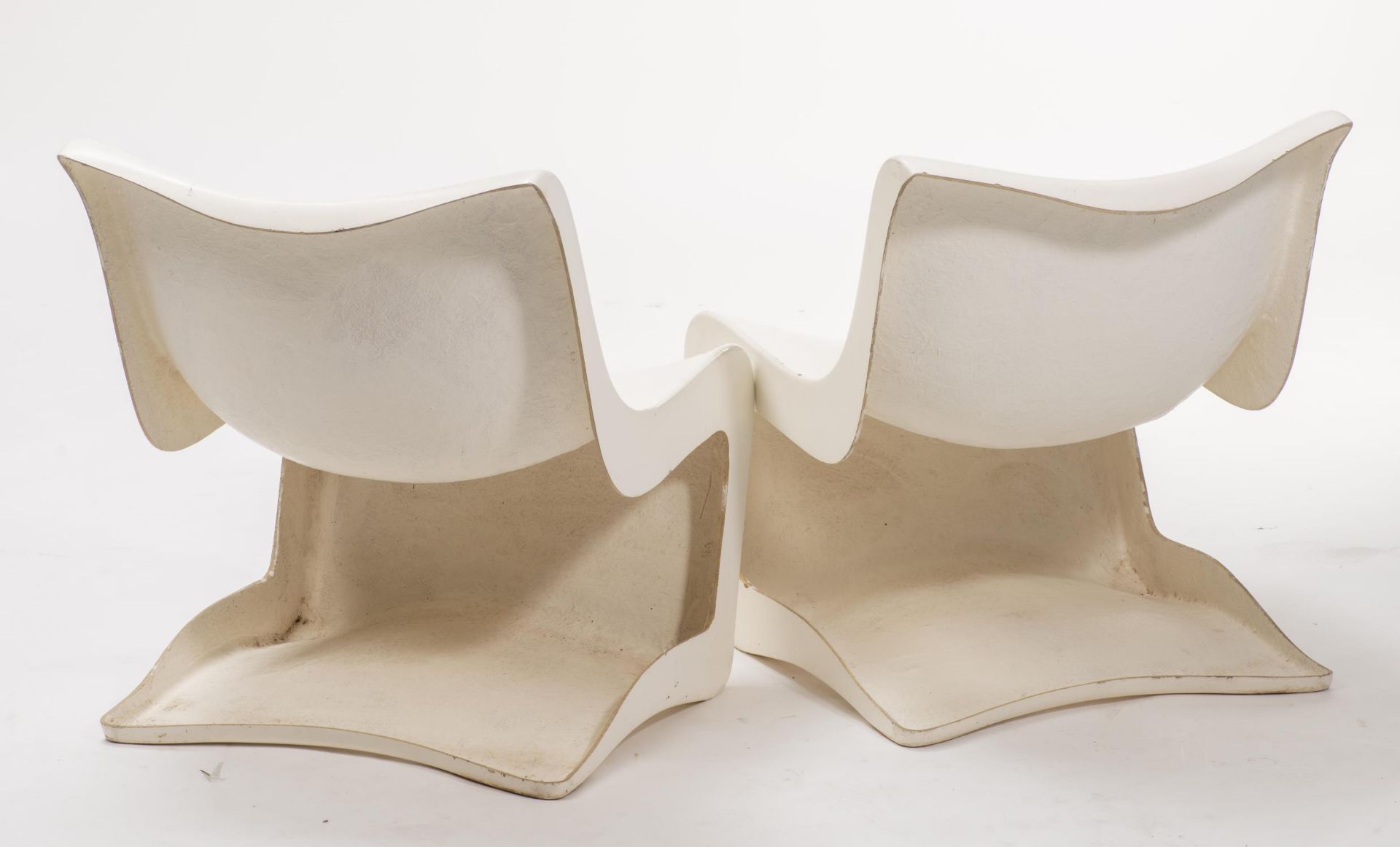 Charles Zublena, deux fauteuils Space Age, 1970. Fibre de verre et laque [...] - Bild 2 aus 2